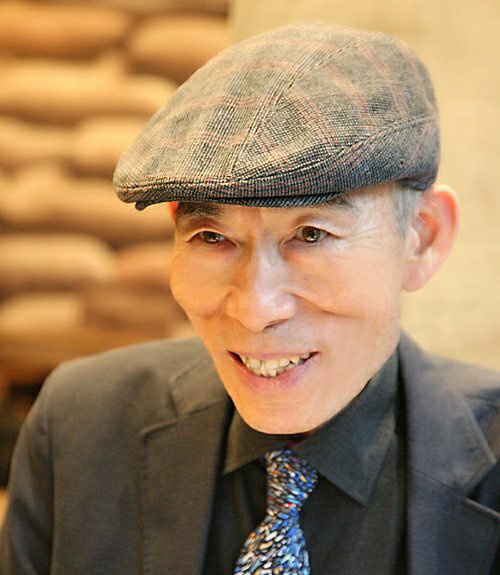 현 의 송       학산면 광암마을生​​​​​​​​​​​​ ​​​​​​전 농협중앙회 신용대표이사​ ​​전 농민신문사 사장​ 연주현씨 전국 대종회장