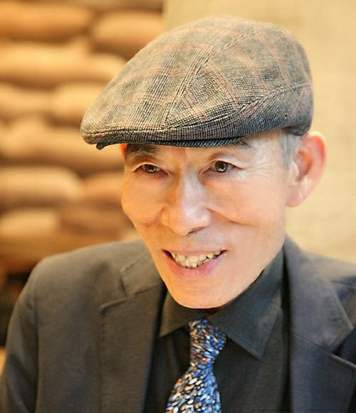 현 의 송        학산면 광암마을生​​​​​​​​​​​​  ​​​​​​전 농협중앙회 신용대표이사​  ​​전 농민신문사 사장​  연주현씨 전국 대종회장